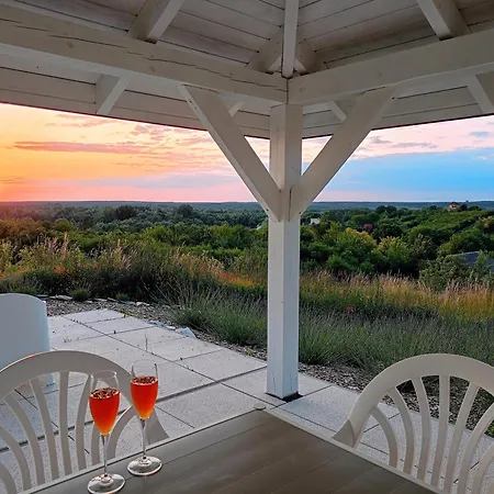 Siedlisko Panorama Na Koncu Swiata - Caloroczny * Podgorz (Opole Lubelskie)